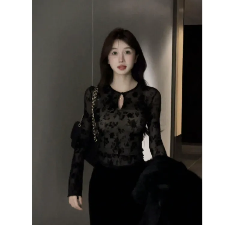 秋冬新款高级感法式小众提花蕾丝打底衫百搭上衣搭半身裙显瘦套装