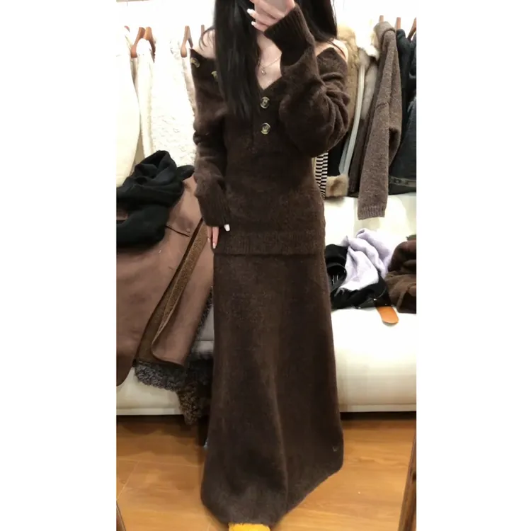 2024秋冬新款韩系复古掐腰咖色针织毛衣搭针织半身裙高腰显瘦套装