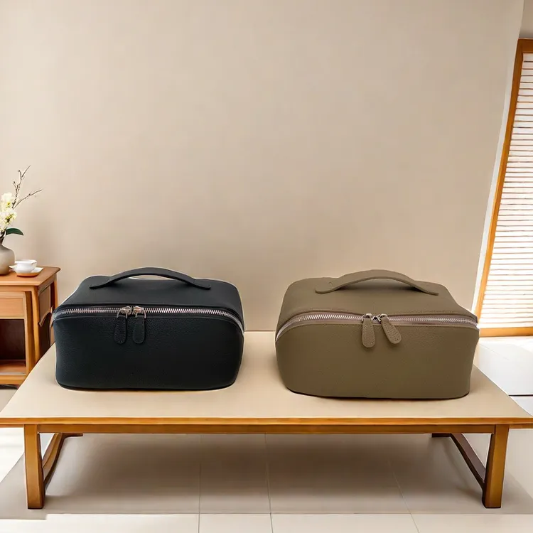 【MIA】头层TOGO牛皮化妆包洗漱包高档女士旅行大容量轻奢真皮女包