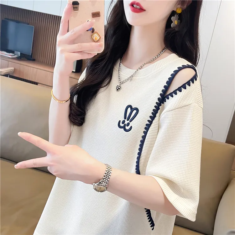 华夫格露肩短袖t恤女2025新款夏季韩版宽松大码女装设计感上衣服