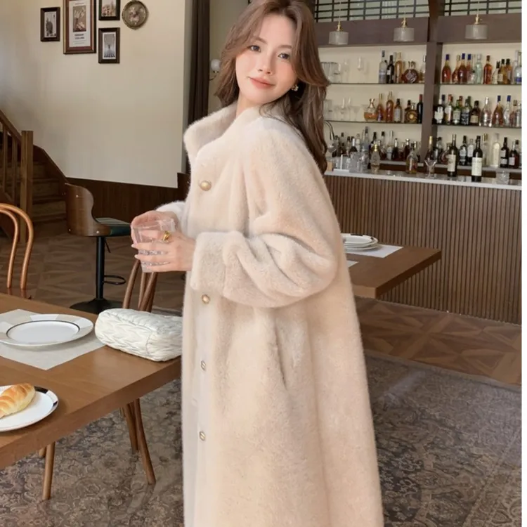 2025秋冬新款皮毛一体外套女中长款水貂绒环保毛毛仿皮草立领大衣