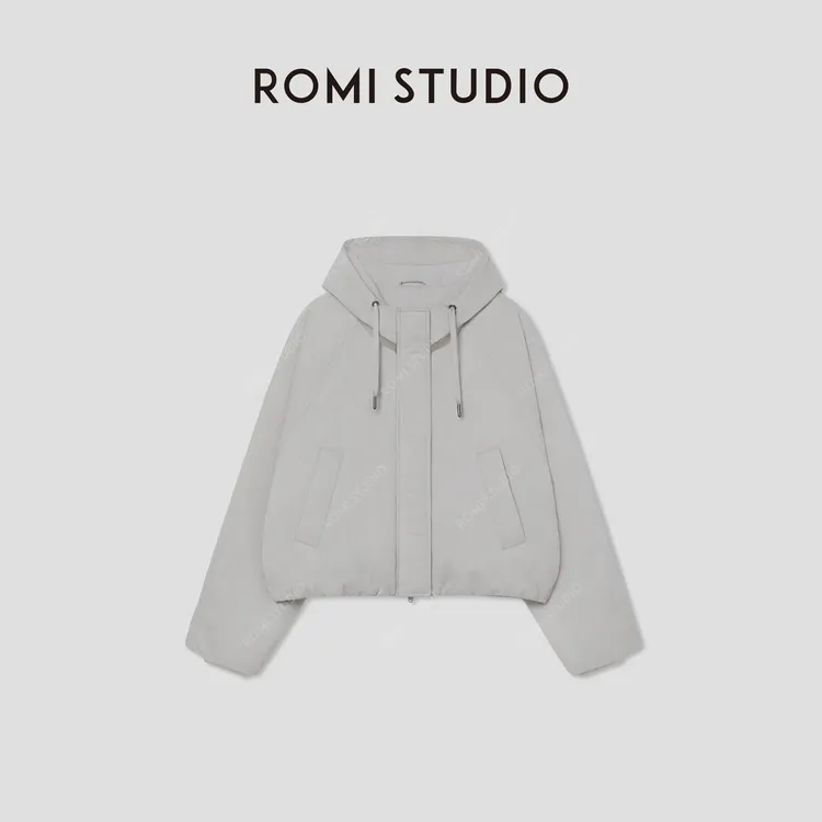 ROMI STUDIO90白鹅绒 棉混纺宽松连帽短羽绒服RW24WWG0069