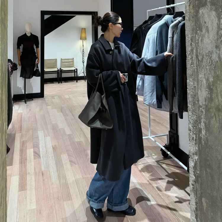 ROMI STUDIO“棕标甄选”山羊绒绵羊毛桑蚕丝混纺廓形大衣441D1119