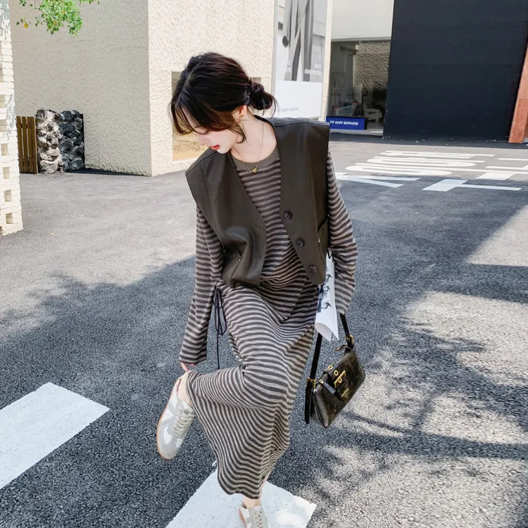 复古休闲马甲条纹连衣裙套装女秋新款轻熟风千金长袖T恤裙两件套
