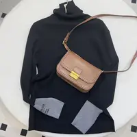 （十八家）黑色高领撞色灰色袖口时尚上衣