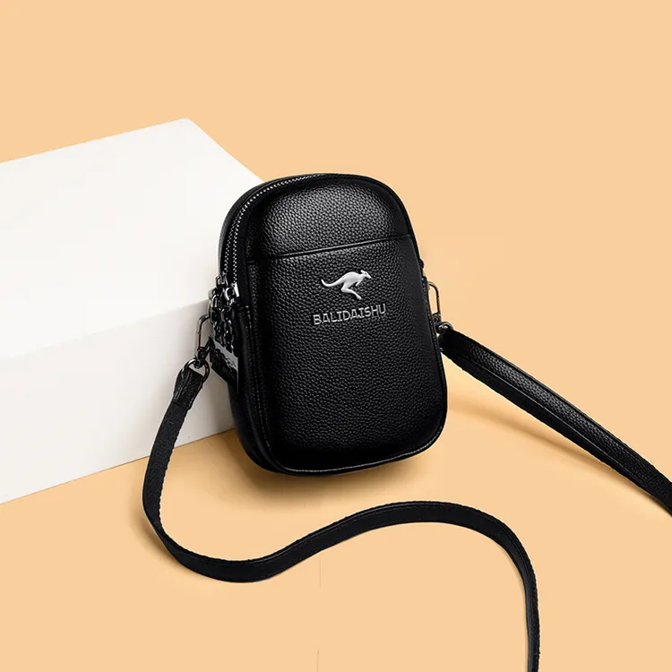 女士秋季包包新款妈妈韩版洋气百搭单肩斜挎包中年女包手机小包包