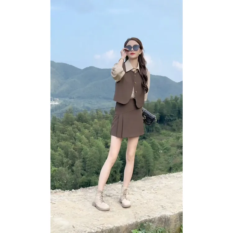 新款通勤风OL洋气减龄盐系西装马甲衬衣半身裙气质三件套8126资
