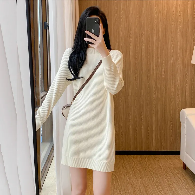 连衣裙女秋冬新款半高领宽松百搭洋气减龄内搭配大衣打底毛衣裙