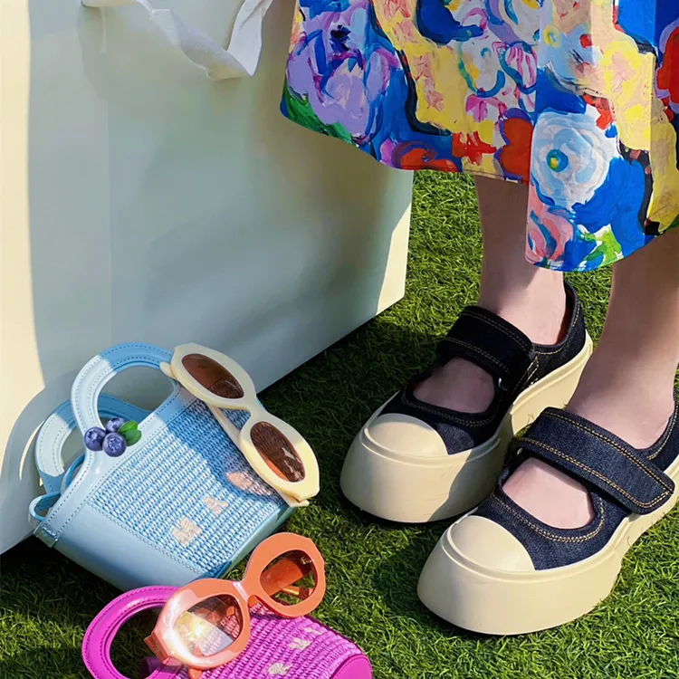 甜美可爱赵露思同款丑萌大头鞋女魔术贴复古百搭休闲增高厚底单鞋