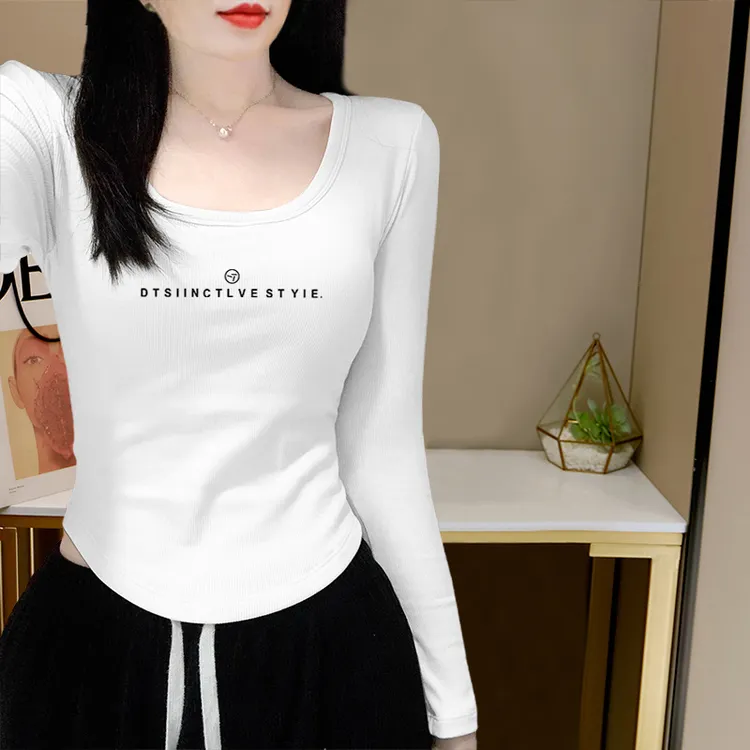 方领白色内搭打底衫新款女春秋季修身长袖短款上衣设计感洋气T恤