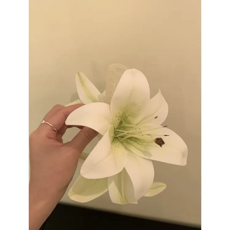 唯美立体百合花发夹女高级感后脑勺盘发抓夹鲨鱼夹氛围感发饰配饰