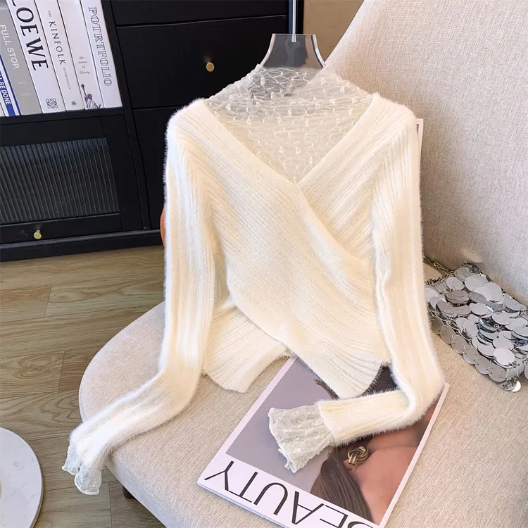 不规则秋冬季新款2025水貂绒蕾丝拼接显瘦打底小衫超仙通勤上衣
