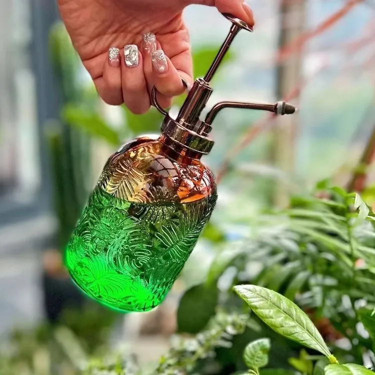 【两只装】复古浮雕玻璃喷水壶园艺浇花喷雾器小型浇水家居摆件