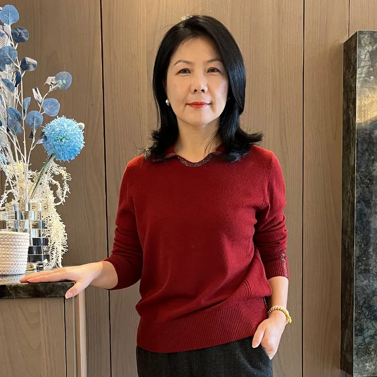 （100纯羊毛）气质时尚妈妈显瘦翻领带钻纯色羊毛衫4528