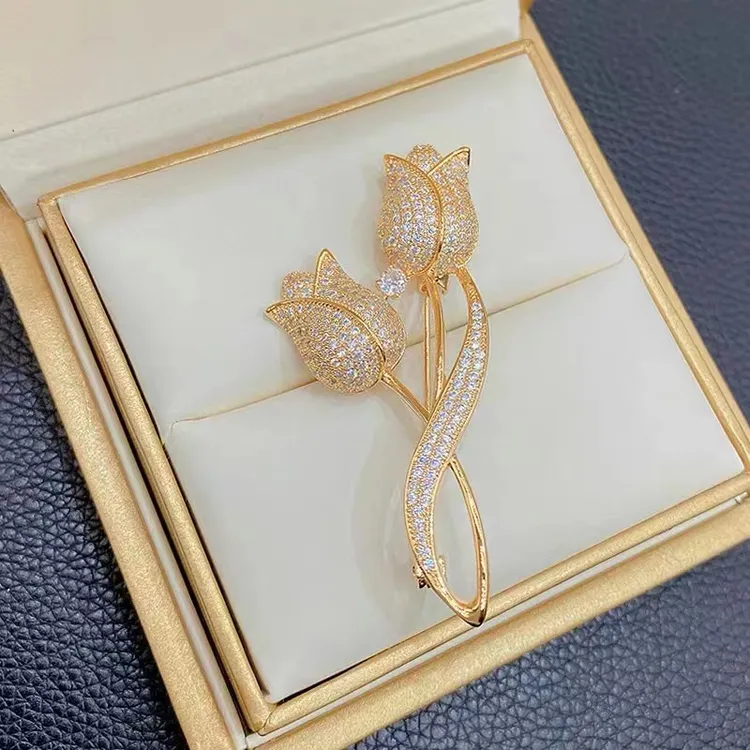 铜合金合成锆石胸针 双头郁金香百搭胸针轻奢素款哥特风胸针163