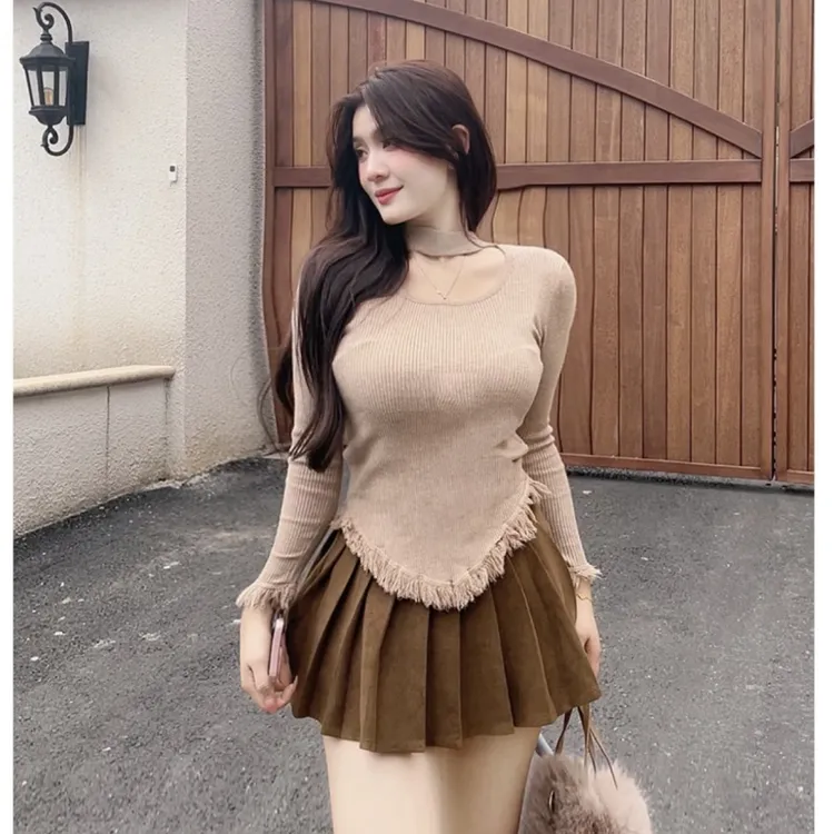 2024新款胖MM大码女装纯欲风挂脖T恤秋冬镂空设计感毛边显瘦上衣