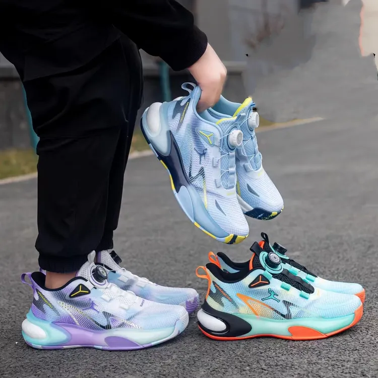 2024新款蓝球鞋爆米花男鞋女鞋情侣款旋转纽扣不分大人小孩通穿