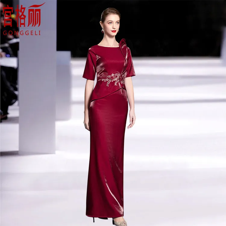 妈妈装新款结婚礼服喜婆婆婚宴酒红色连衣裙气质年轻