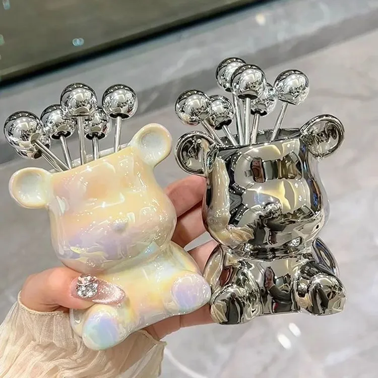 陶瓷高级轻奢ins水果叉子家用可爱收纳餐具不锈钢甜品创意小熊