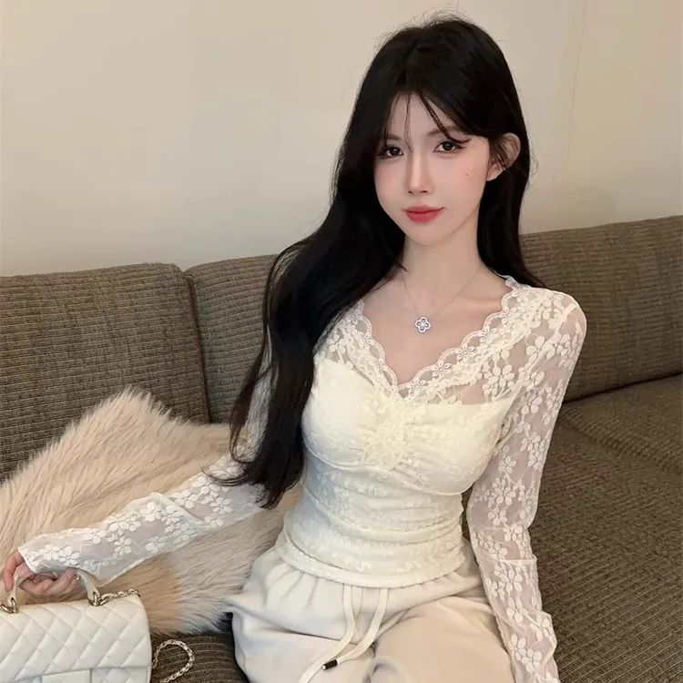 雪纺纯欲辣妹v领外穿上衣女秋季小香风蕾丝打底衫内搭镂空长袖t恤
