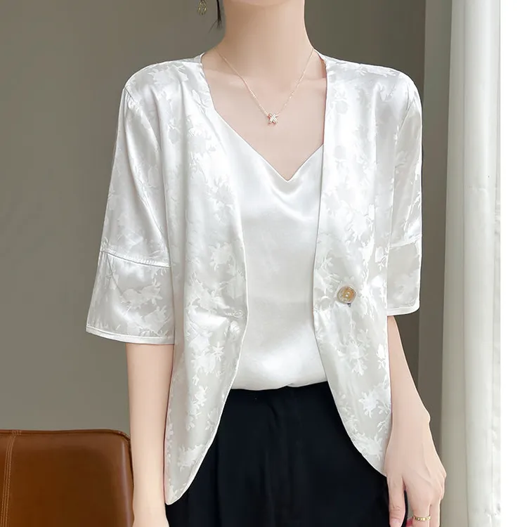 搭配吊带裙醋酸缎面小西服灯笼袖开衫女短袖时尚外套提花上衣短款