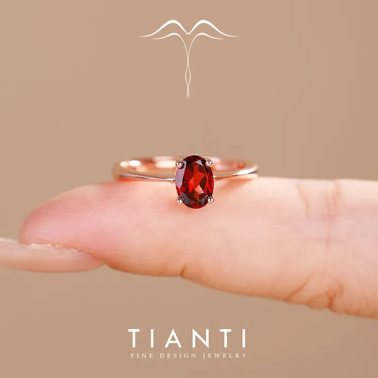 TIANTI天缇【琴瑟】5X7MM 925银镶嵌天然鸽血红石榴石戒指可调节