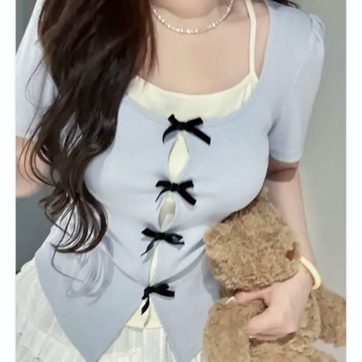 王女士薄荷曼波设计感小众百搭时尚夏辣妹收腰显瘦T恤假两件短袖