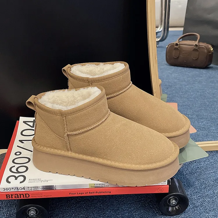 松糕短筒雪地靴女2024年冬季保暖棉鞋防滑外穿防水时尚东北短靴女