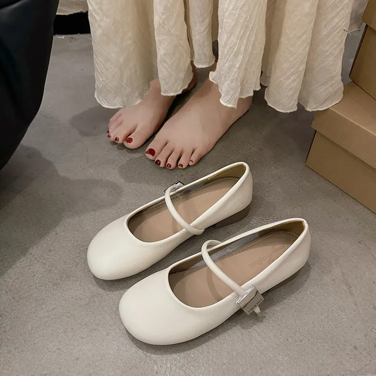 玛丽珍鞋女时尚百搭2024年秋季新款浅口休闲复古单鞋配裙子小皮鞋