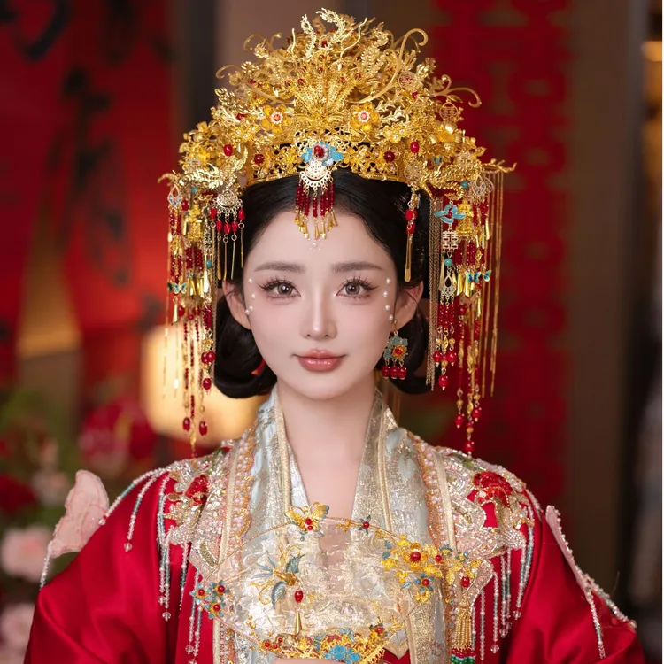 Z8071中式婚礼精致奢华金色大凤冠凤冠霞帔龙凤褂喜欢汉服头饰