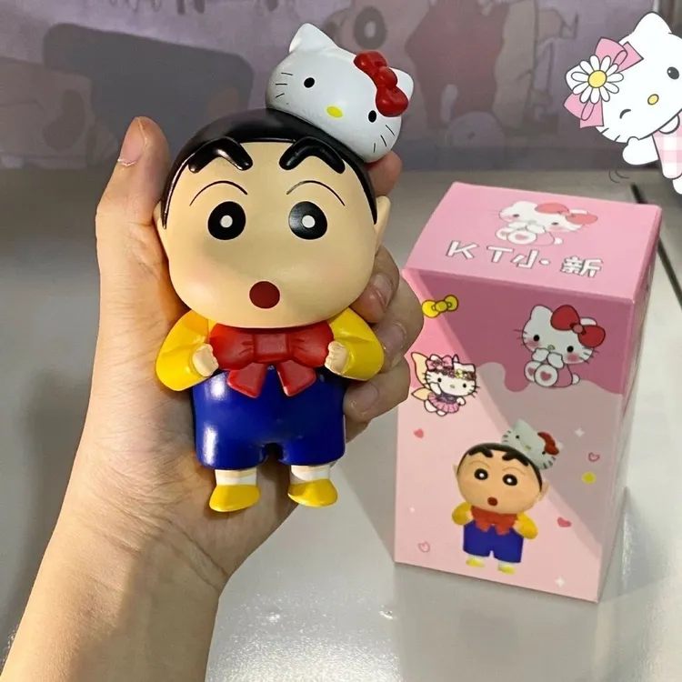 (可爱KT蜡笔小新)网红手办客厅创意装饰品迷你家居摆件朋友高颜值