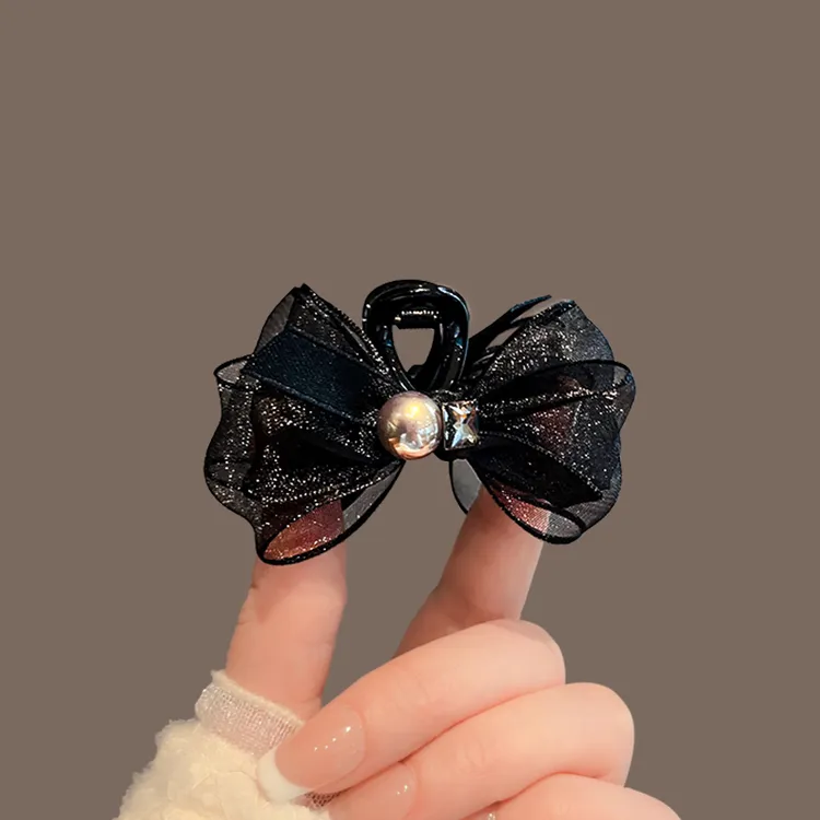 在逃公主蝴蝶结珍珠水钻小抓夹女2025网红新款八字刘海侧边发夹女