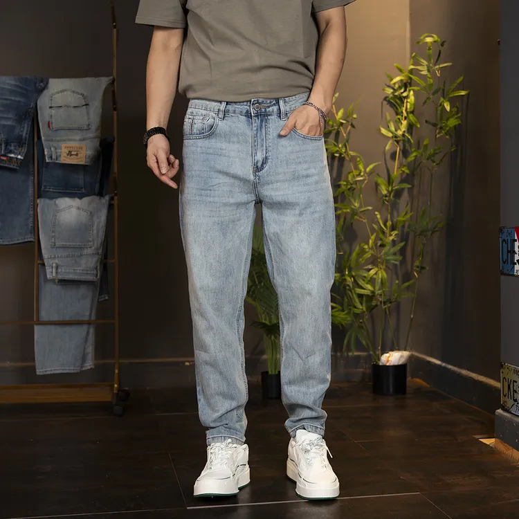 2024秋季新款浅蓝色牛仔裤男直筒裤子休闲百搭美式裤子微宽松弹力