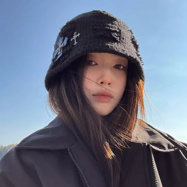 【猫仔kitten】秋冬款复古美式十字架盆帽毛绒小众水桶针织帽子女