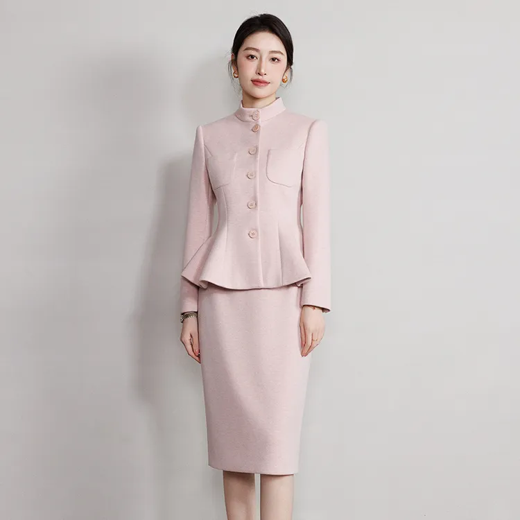 钟老板 粉色雪尼尔西装外套女秋冬新款高级感气质职业通勤套装裙