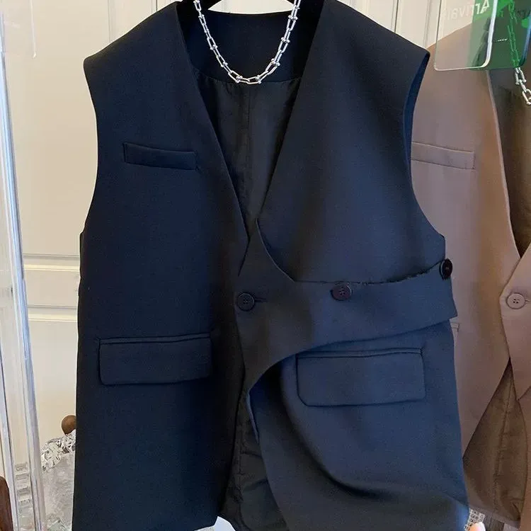 大码女装时尚宽松休闲设计感小众洋气纽扣气质西装马甲外套女T601