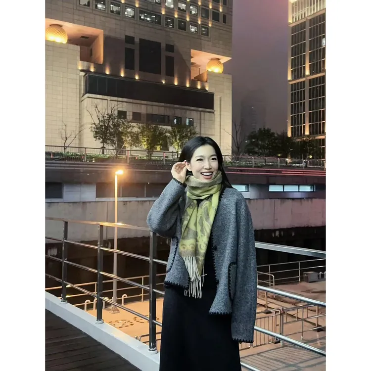 【Rumi精选】亭台楼阁  肌理感灰百搭羊毛撞色新中式外套4765wt