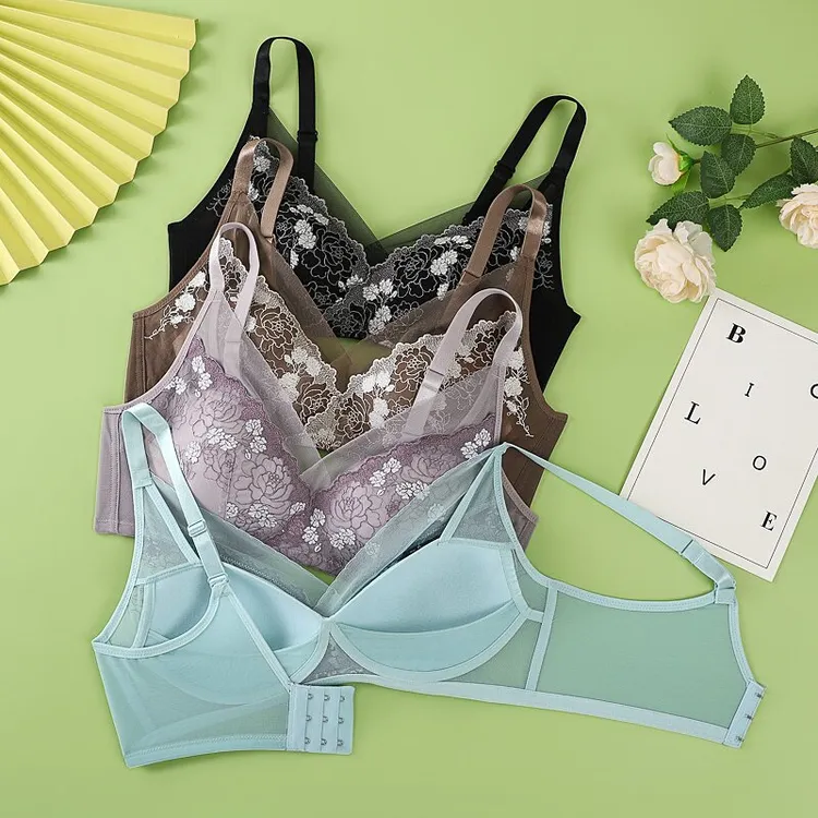 花间语刺绣花边薄杯无钢圈肩带款文胸0139