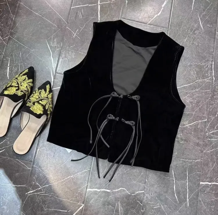 琪琪家2024春秋款丝绒马甲