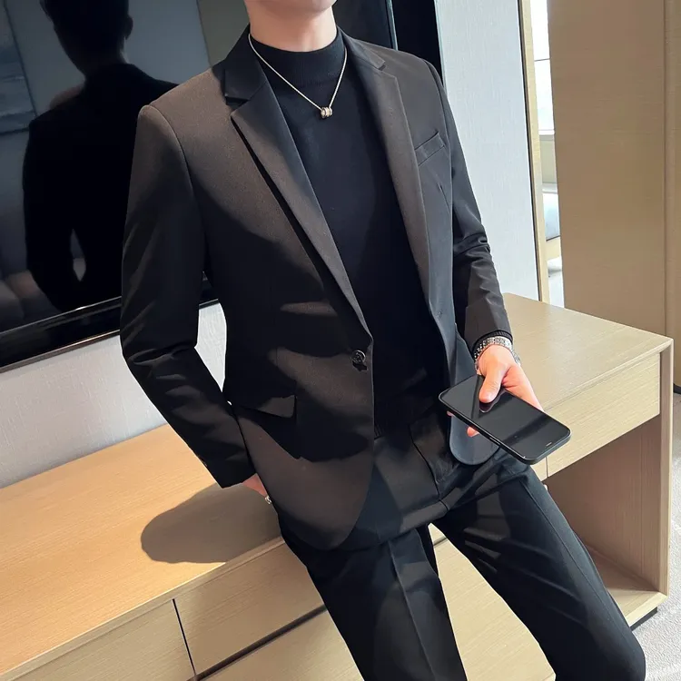 秋季新款男士西装外套男韩版修身男士上衣服商务休闲小西装男潮流