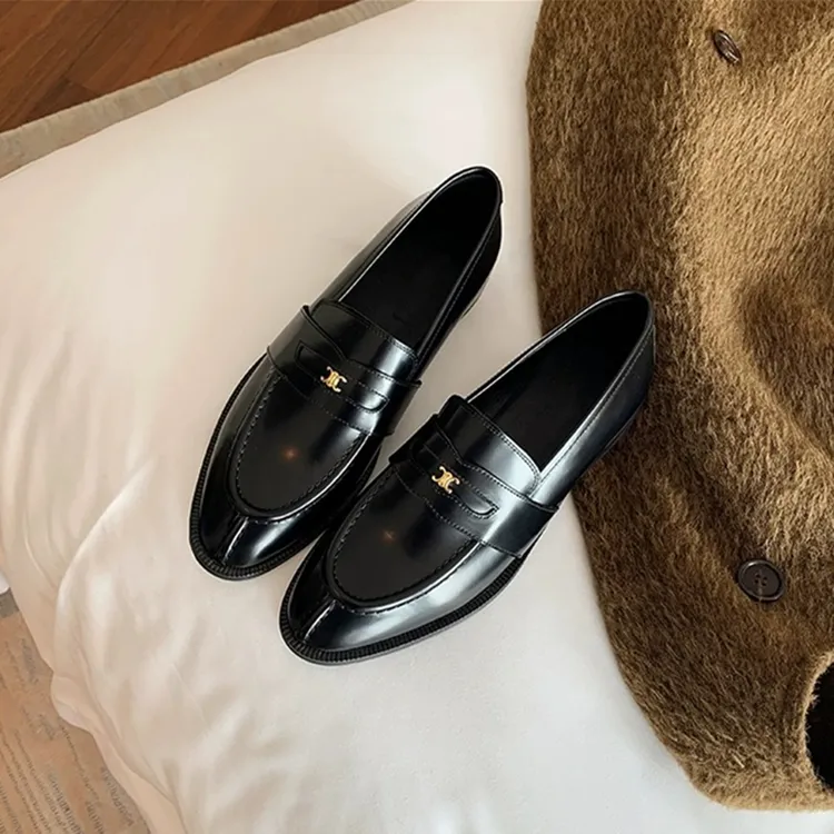 【禾央央】内增高乐福鞋女一脚蹬小金扣单鞋粗跟厚底英伦风小皮鞋