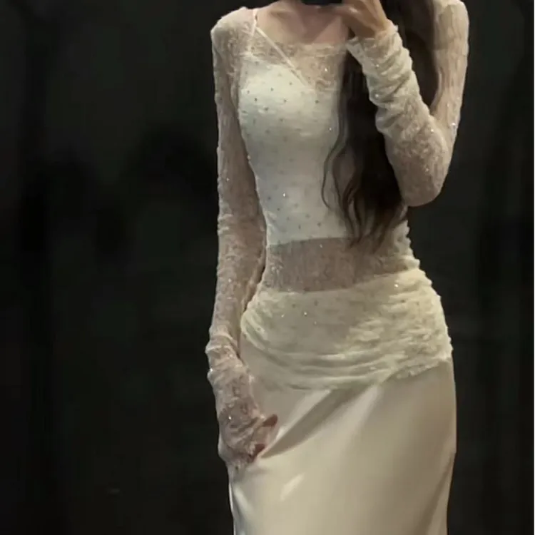 法式白色闪闪长袖蕾丝衫女2025早春新款显瘦显瘦内搭半身裙女