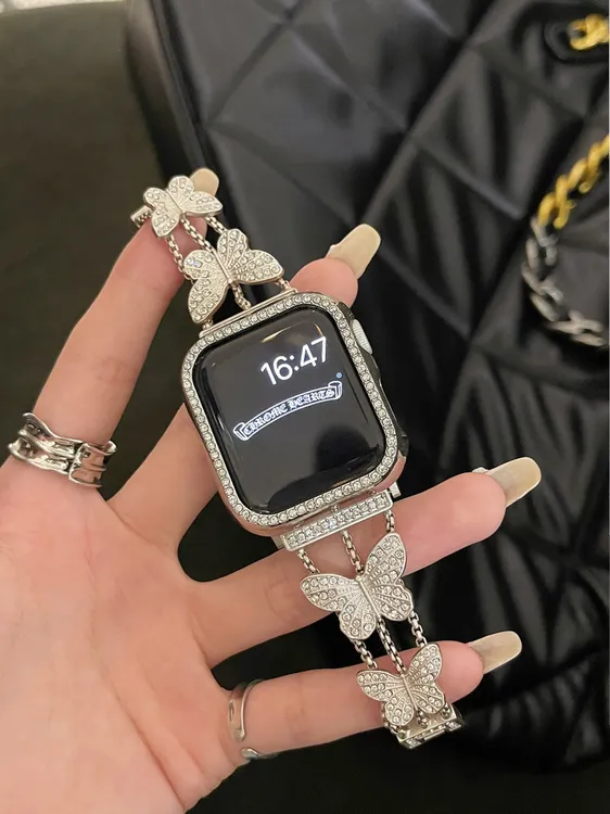 适用applewatchS10苹果手表S9表带蝴蝶碎钻SE小香风8金属链条时尚