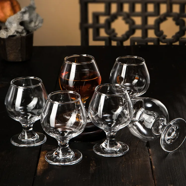 6只装家用创意玻璃杯红酒杯洋酒葡萄酒杯白酒杯加厚矮脚白兰地杯