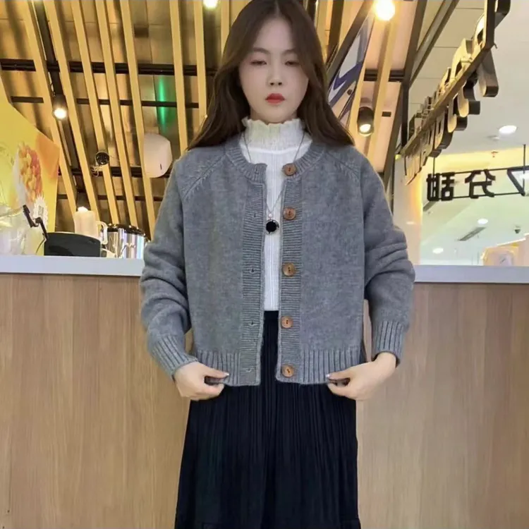 高级感超好看毛衣外套女2025新款爆款春季韩系穿搭针织衫外搭开衫