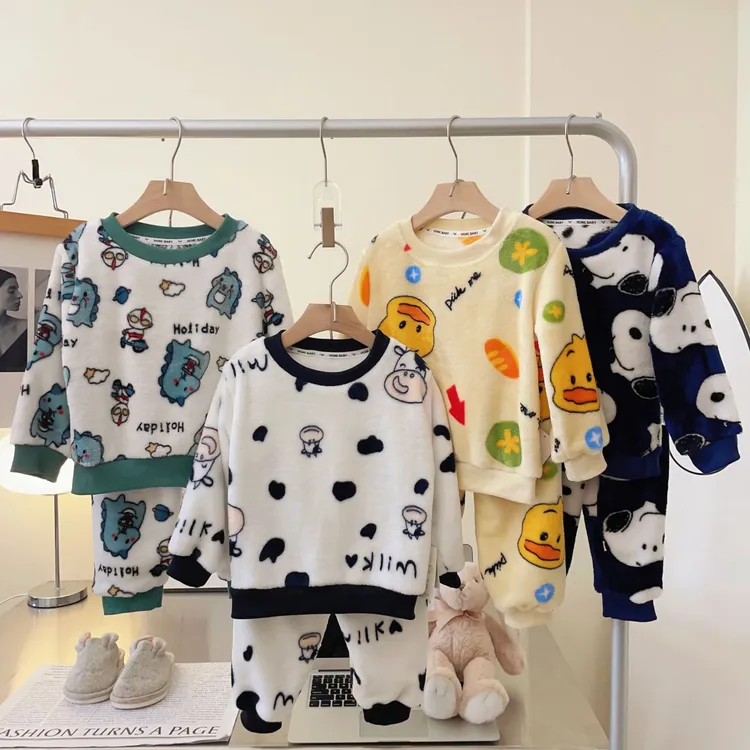 新款法兰绒睡衣儿童珊瑚绒男童女童宝宝卡通圆领家居服加绒加厚