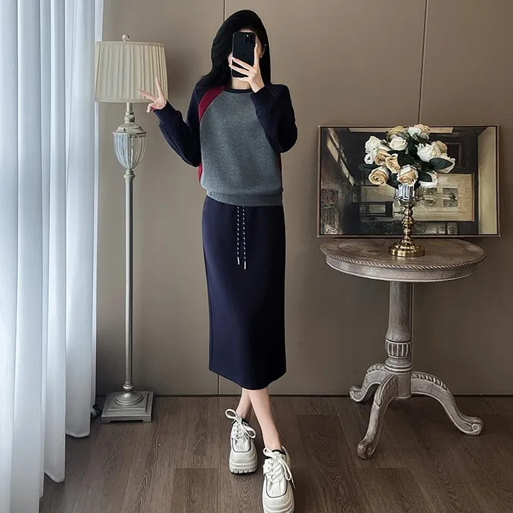 复古撞色显瘦卫衣套装裙女秋宽松遮肉插肩袖上衣休闲半身裙两件套