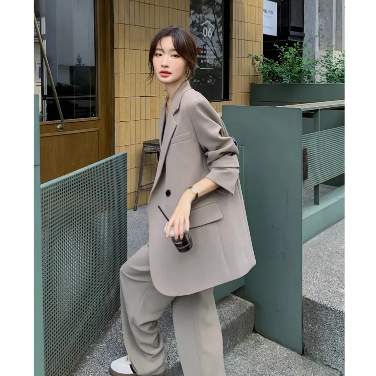 胖mm西装套装女设计感韩版宽松2025春秋大码韩版高级感西服两件套