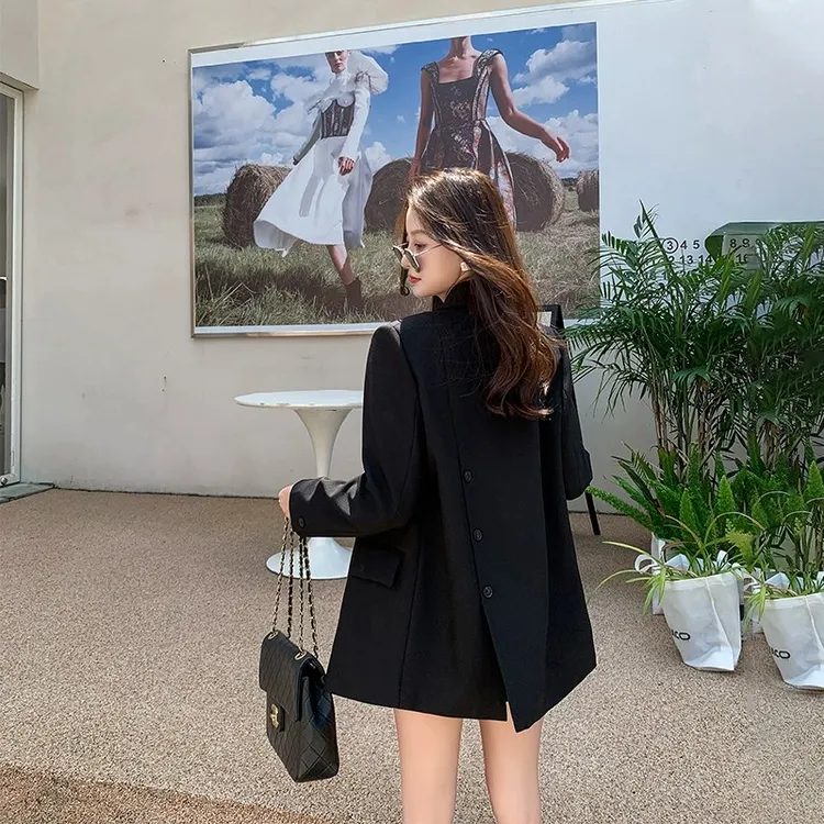 胖mm黑色休闲西装外套女2025春秋韩版大码宽松西服气质高级感小众