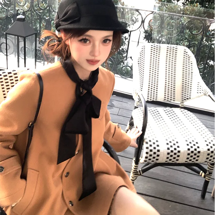 富家千金斗篷毛呢大衣中长款高级感外套